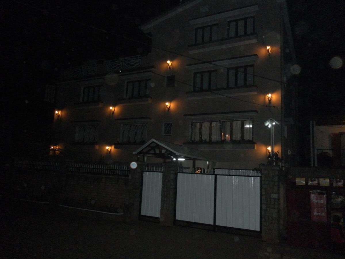 Antsirabe Hotel Exterior photo