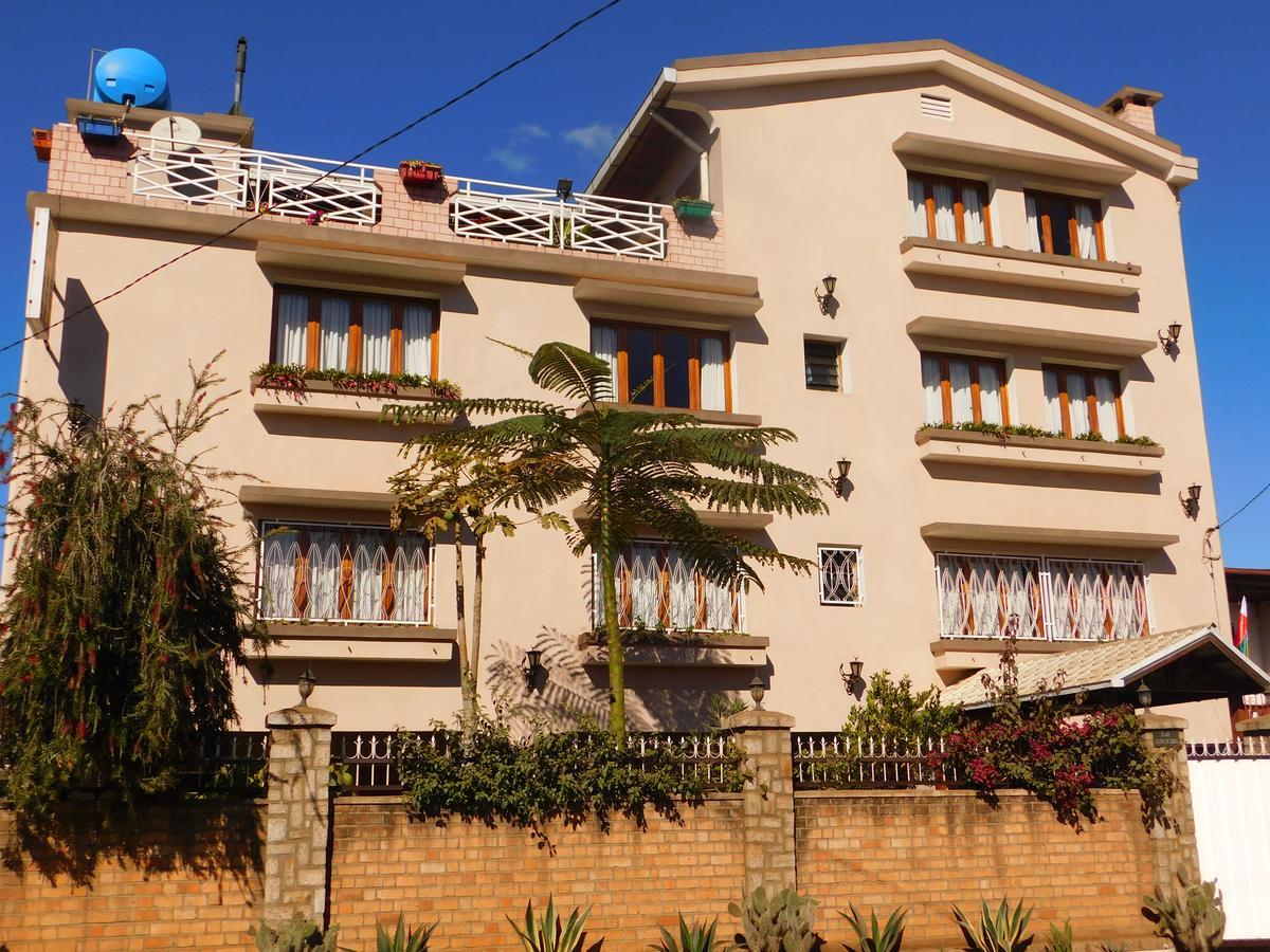 Antsirabe Hotel Exterior photo